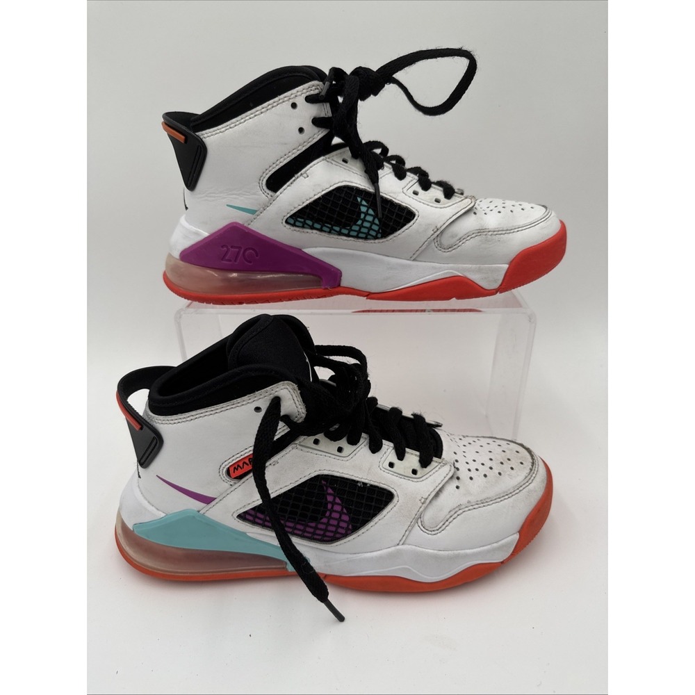 Jordan Mars 270 Mid White Hyper Violet Nike Size 4Y